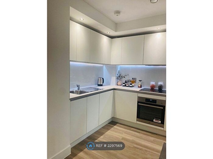 2 Bedroom Flat To Rent In Agnes George Walk, London, E16