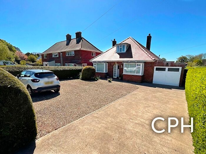 3 Bedroom Detached House For Sale In Ayton Road, Seamer, YO12