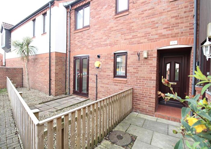 2 Bedroom Apartment To Rent In Marine Wharf, Hull, HU1