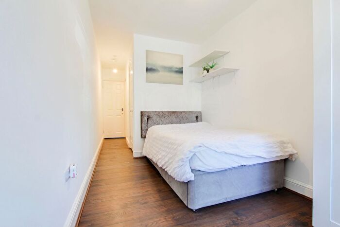 1 Bedroom Studio To Rent In Dulverton Road, South Croydon, CR2