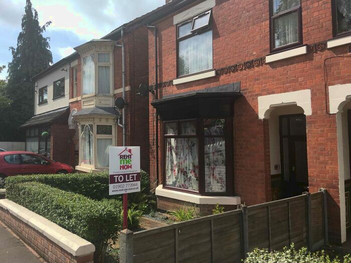 1 Bedroom Studio To Rent In Westland Road, Compton, Wolverhampton, West Midlands, WV3