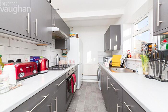 5 Bedroom Semi Detached House To Rent In Colbourne Avenue, Brighton, BN2