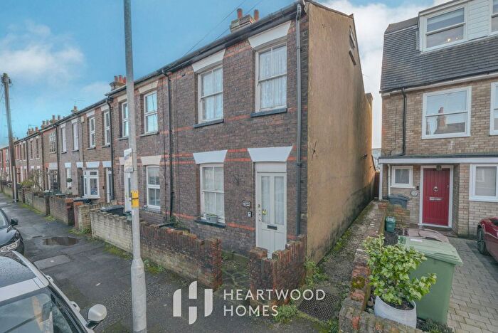2 Bedroom Terraced House For Sale In Upper Culver Road, St. Albans, AL1