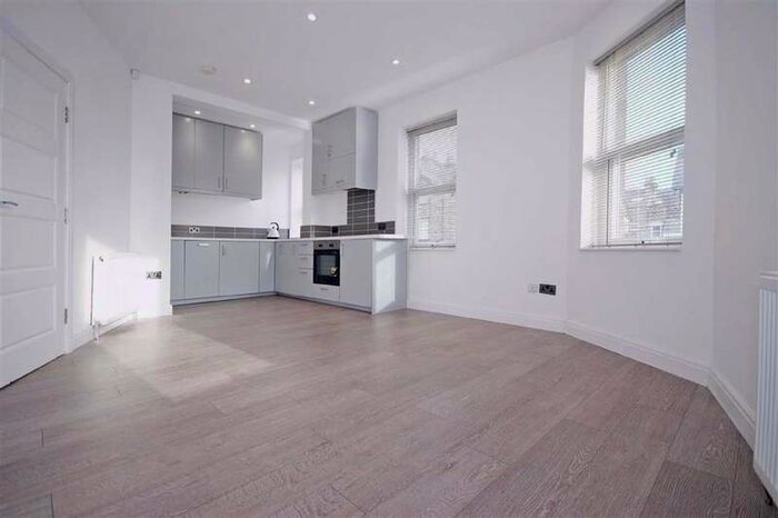 1 Bedroom Apartment To Rent In Mayfield Grove, Harrogate, North Yorkshire, HG1