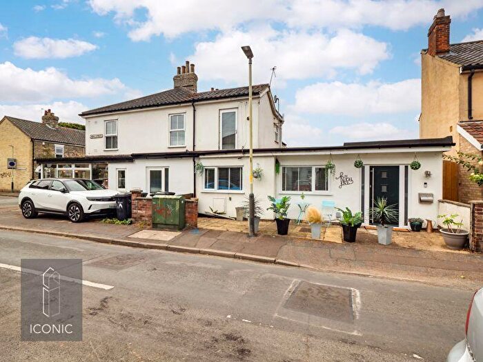 2 Bedroom Detached House For Sale In Newmarket Street, Norwich, NR2