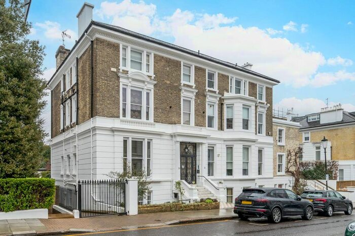1 Bedroom Flat For Sale In Phillimore Gardens, High Street Kensington, London, W8