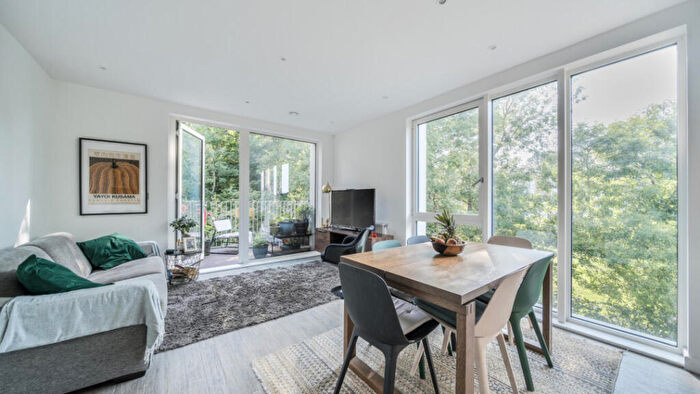 2 Bedroom Flat For Sale In Beddington House, Cornforth Lane, Mill Hill, NW7