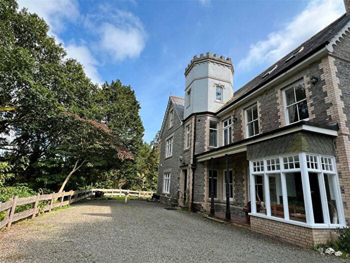 6 Bedroom Detached House For Sale In St. Breock, Wadebridge, PL27