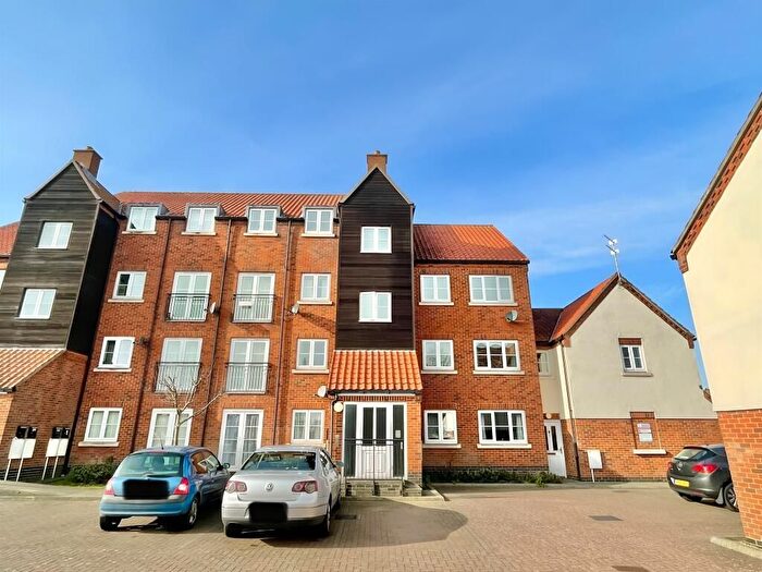2 Bedroom Flat To Rent In Constable Court, Dereham, Norfolk, NR19