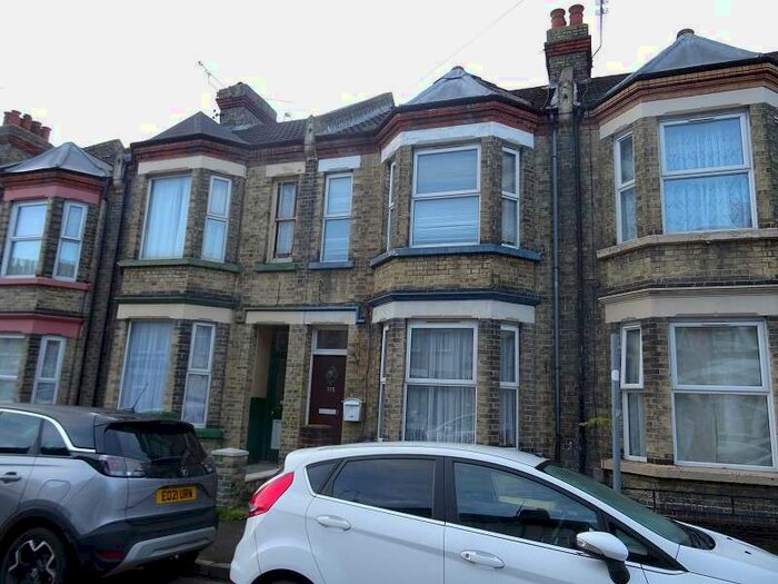 3 Bedroom Terraced House To Rent In Balmoral Road, Gillingham, Kent. ME7