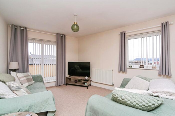 1 Bedroom Flat For Sale In Y Bae, Bangor, Gwynedd, LL57