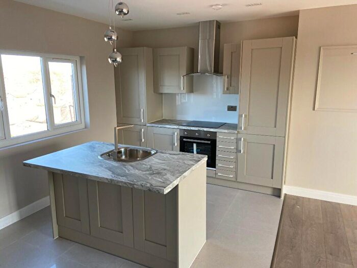 2 Bedroom Flat To Rent In Hickin Close, London, SE7