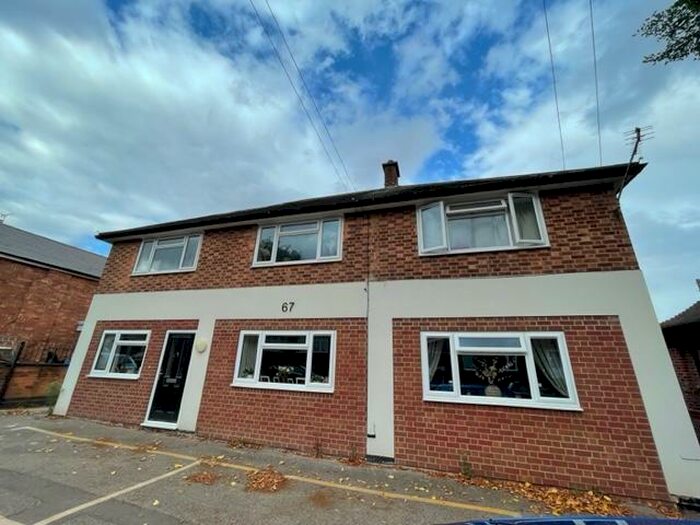 2 Bedroom Flat To Rent In Hallam Road, Nottingham, NG3