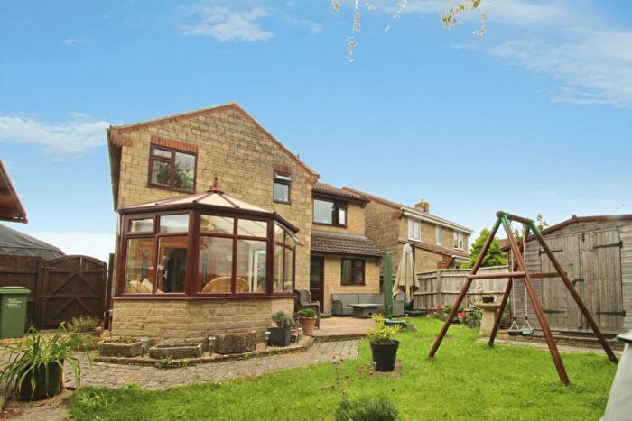4 Bedroom Detached House For Sale In Stones Lane, Cricklade, SN6