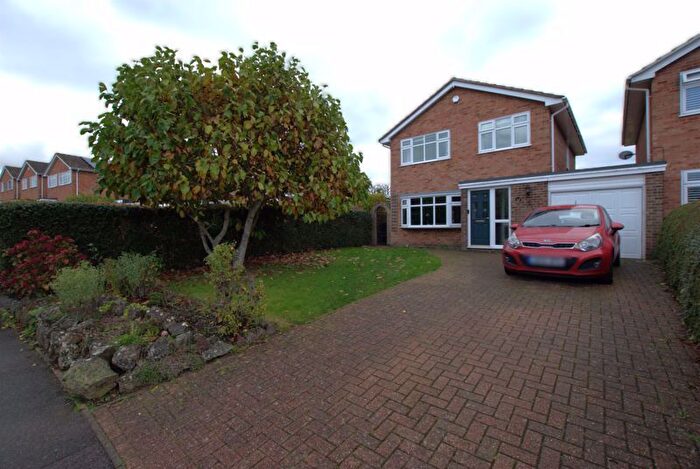 3 Bedroom Detached House To Rent In Birling Avenue, Maidstone, ME14
