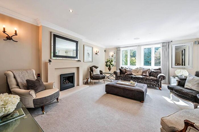 5 Bedroom House For Sale In St Nicholas Crescent, Pyrford, Woking, GU22