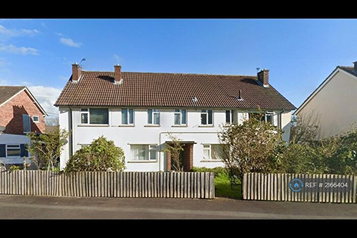 1 Bedroom Flat To Rent In Fielding Road, Street, BA16
