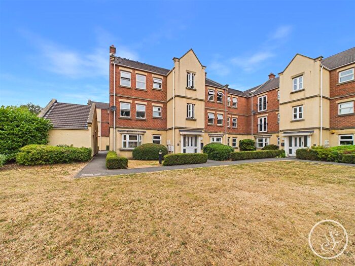 2 Bedroom Flat For Sale In Whitehall Drive, Wortley, Leeds, LS12