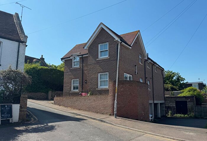 2 Bedroom Semi-Detached House To Rent In Honeysuckle Road, Ramsgate, CT11