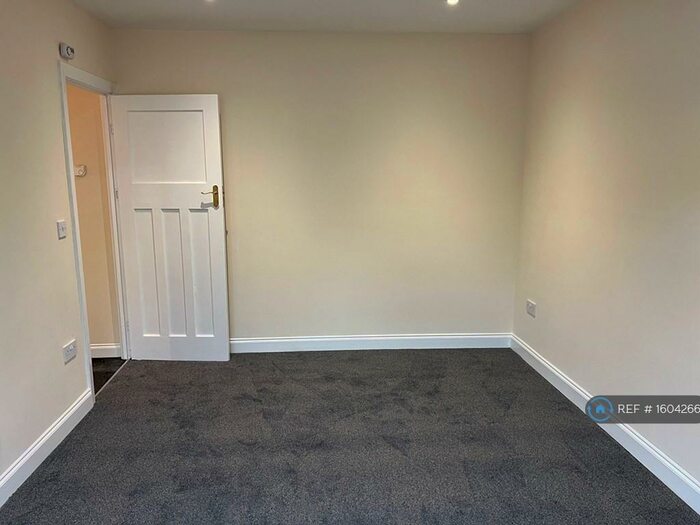 1 Bedroom Maisonette To Rent In Deaconsfield Road, Hemel Hempstead, HP3