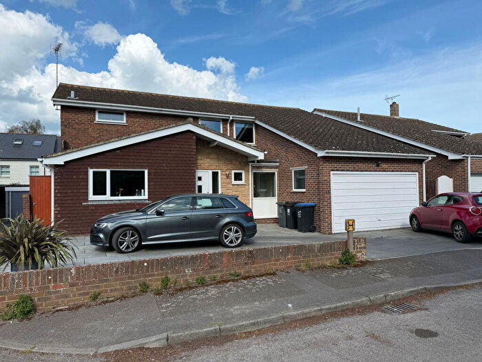 5 Bedroom Detached House For Sale In Alderney Gardens, Broadstairs, CT10