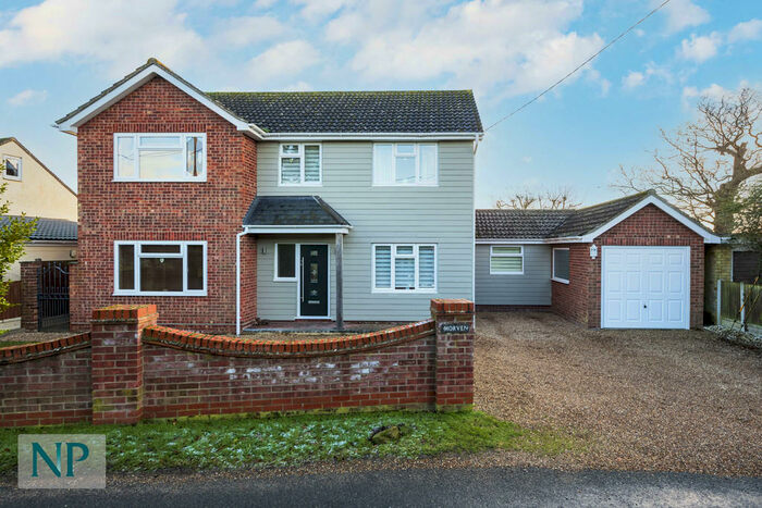 4 Bedroom Detached House For Sale In Shatters Road, Layer Breton, Colchester, CO2