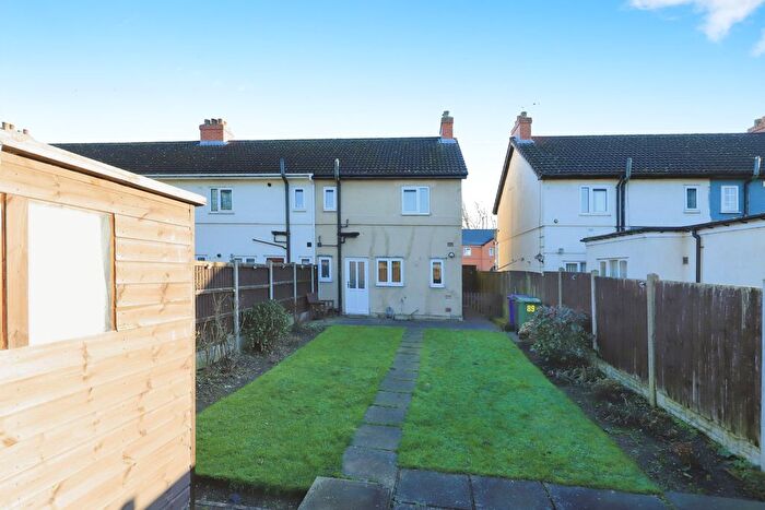 3 Bedroom End Of Terrace House For Sale In Deansfield Road, Wolverhampton, West Midlands, WV1