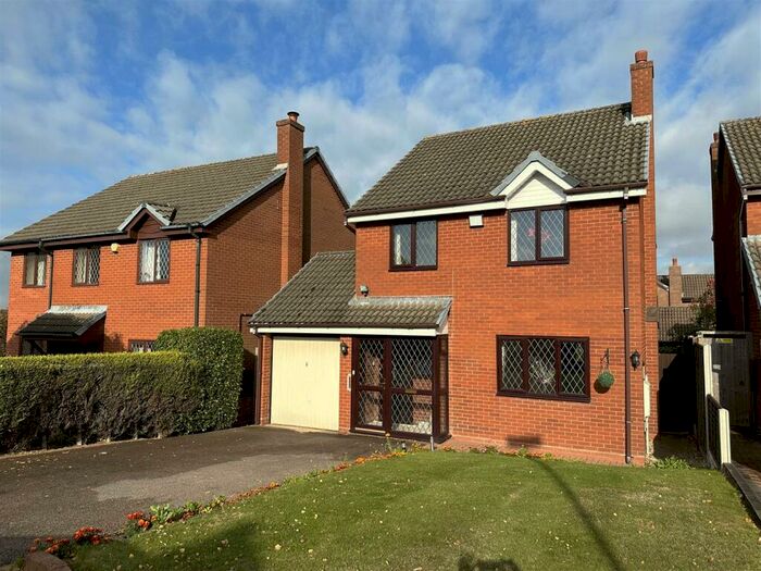 3 Bedroom Detached House To Rent In Augustine Grove, Four Oaks, Sutton Coldfield, B74