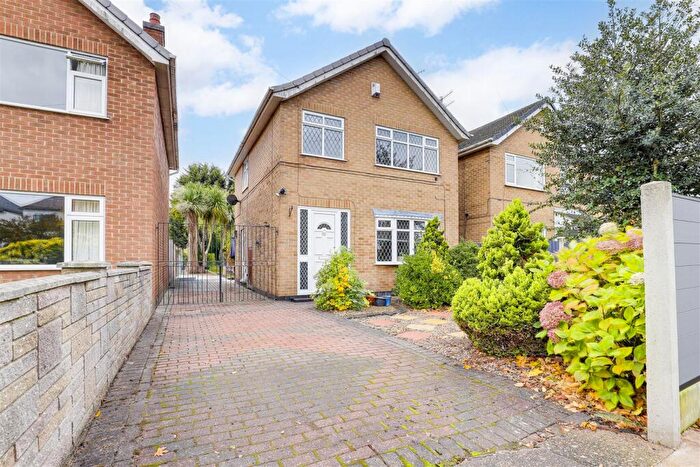 3 Bedroom Detached House For Sale In Meadow Road, Beeston, Nottinghamshire, NG9