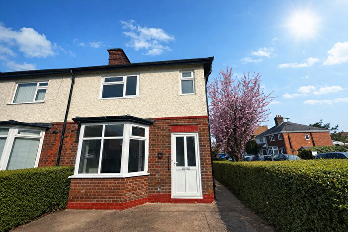 3 Bedroom Semi-Detached House To Rent In Bonsall Street, Long Eaton, NG10