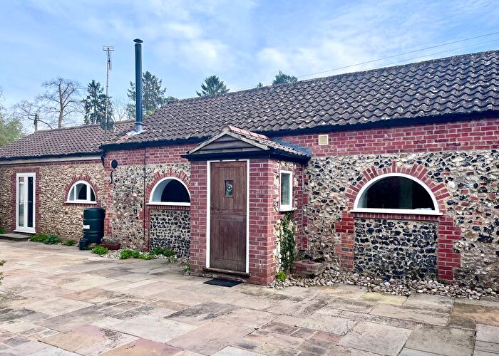3 Bedroom Barn Conversion To Rent In Brandon Road, Thetford, IP26