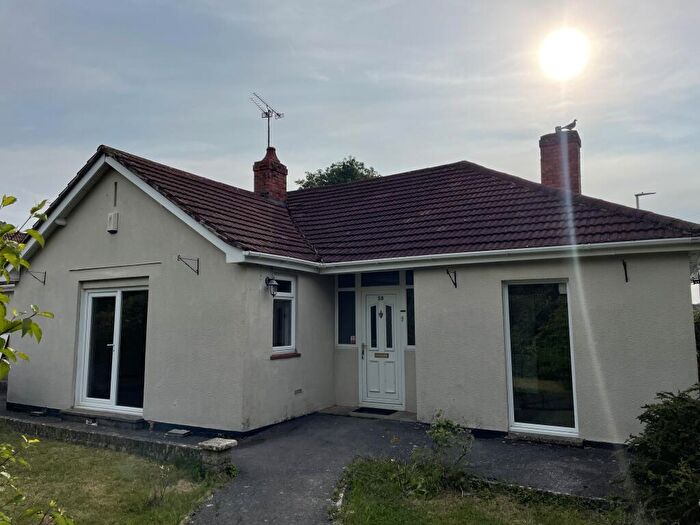 3 Bedroom Bungalow To Rent In Bath Road, Frome, BA11
