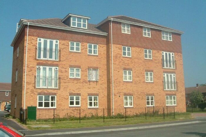 2 Bedroom Flat To Rent In Wexham, SL2