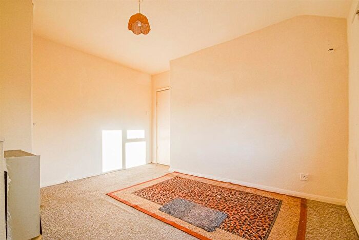 1 Bedroom Flat For Sale In Secker Avenue, Latchford, Warrington, WA4