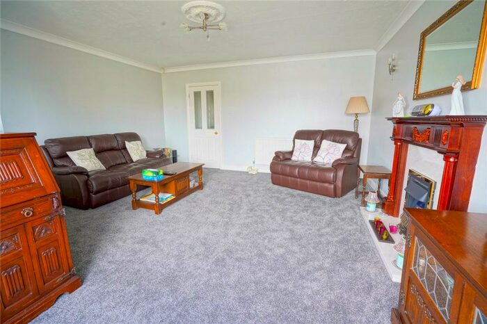 2 Bedroom Bungalow For Sale In Victoria Way, Maltby, Rotherham, South Yorkshire, S66
