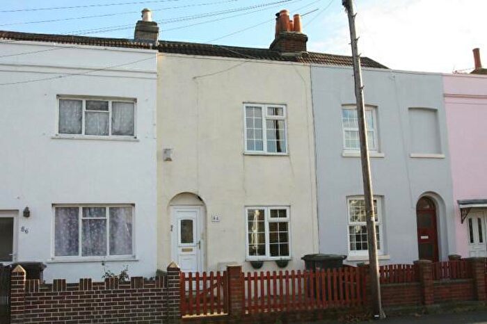 2 Bedroom House To Rent In Brockhurst Road, Gosport, PO12