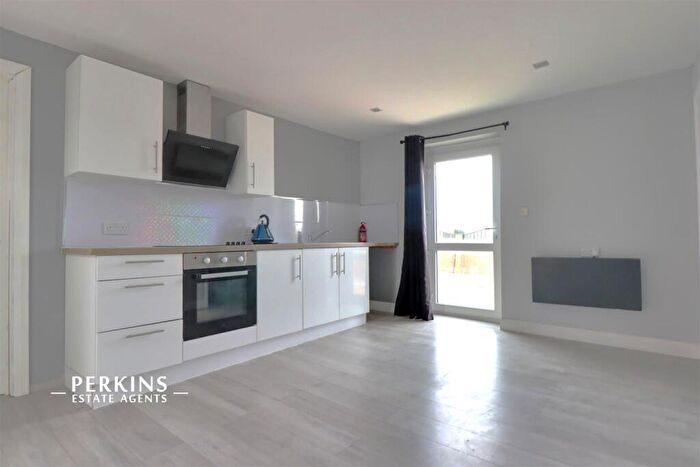 1 Bedroom Flat To Rent In Mount Pleasant Farm, LU7