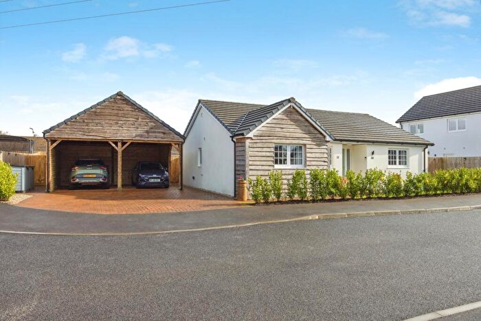 3 Bedroom Bungalow For Sale In Turnpike Drive, Bugle, St. Austell, Cornwall, PL26