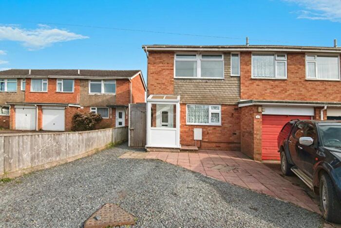 4 Bedroom Semi-Detached House For Sale In York Crescent, Feniton, Honiton, Devon, EX14