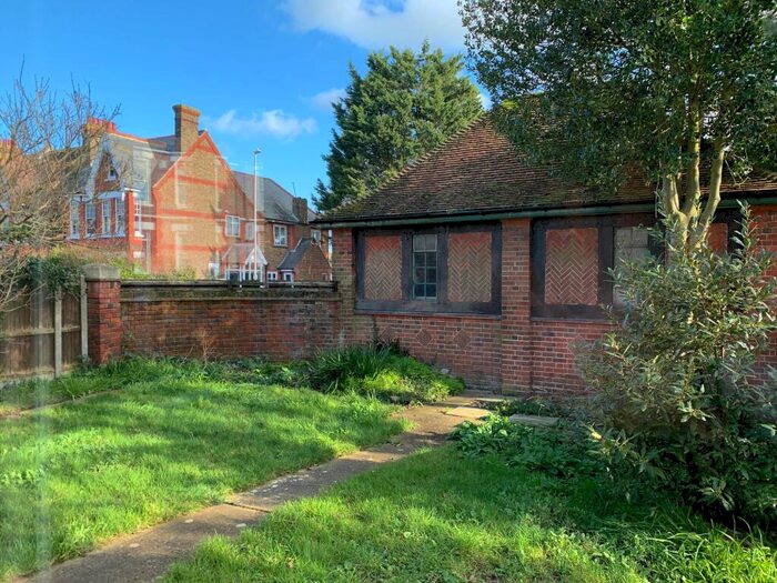 3 Bedroom Flat To Rent In Ellington Road, Ramsgate, CT11