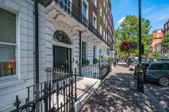 1 Bedroom Flat To Rent In Devonshire Place, Marylebone, London, W1G