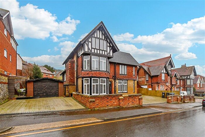 7 Bedroom Detached House For Sale In Park Avenue, Dover, Kent, CT16
