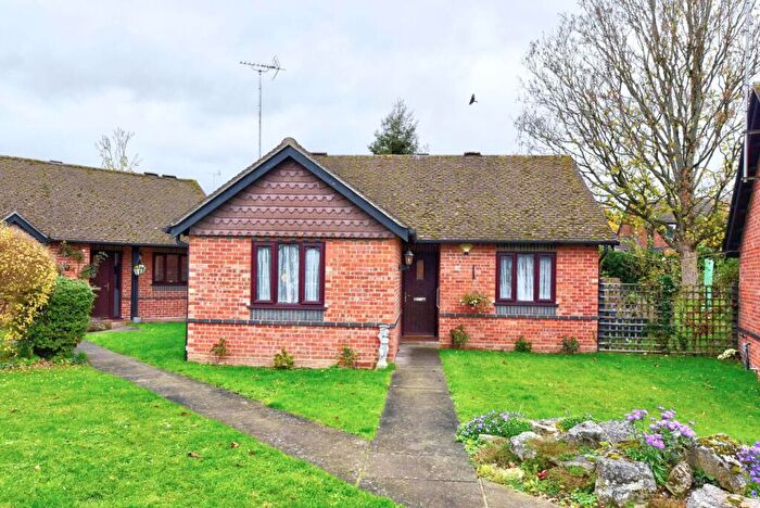 2 Bedroom Detached House For Sale In Sherwood Gardens, Henley On Thames, RG9