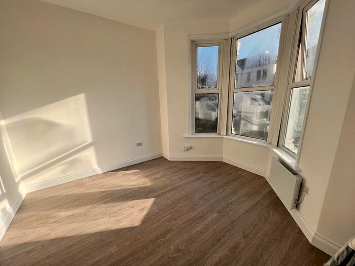 1 Bedroom Flat To Rent In Belmont Road, Haringey, N15