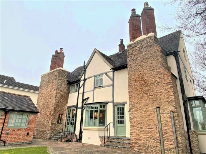 4 Bedroom Detached House For Sale In Tudor Cottage, Carey Hill, Stoney