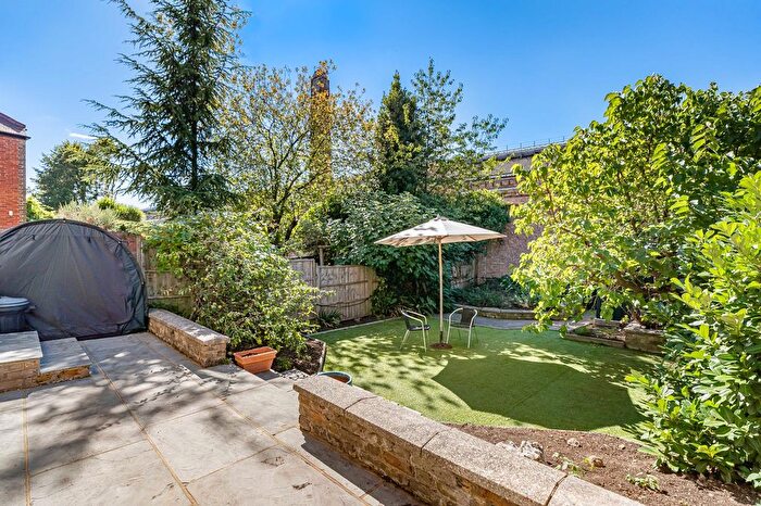 4 Bedroom Semi Detached House For Sale In Hart Grove, London, W5