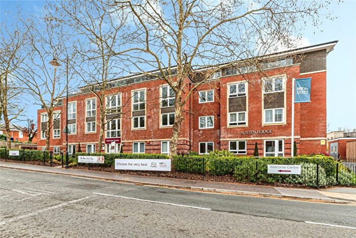 1 Bedroom Flat For Sale In London Road, Basingstoke, Hampshire, RG21