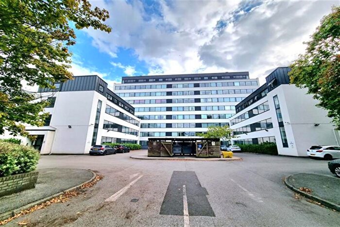 2 Bedroom Apartment For Sale In Trident, - Ashton Lane, Sale, M33