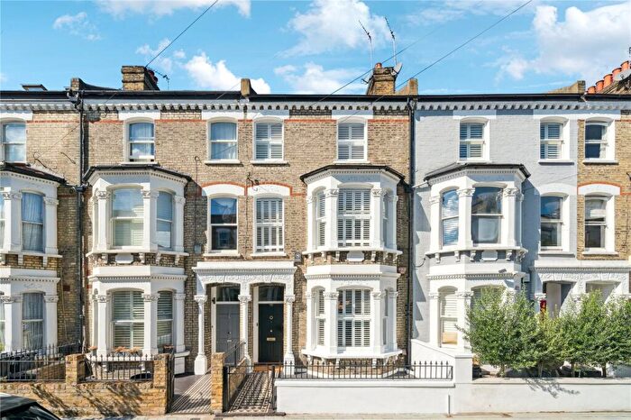6 Bedroom Terraced House For Sale In Lindore Road, SW11