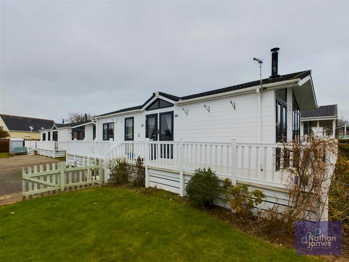 1 Bedroom Detached House For Sale In Orchard Gardens, Portskewett, Caldicot, NP26